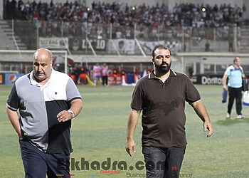 ماضوي ينسحب من الوفاق بعد تشابكه لفظيا مع حمّار 3
