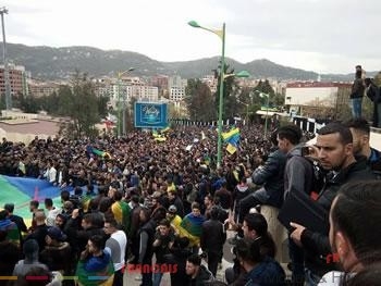 INTOX ET MANIPULATION POUR TROMPER L'OPINION Tamazight en otage 1