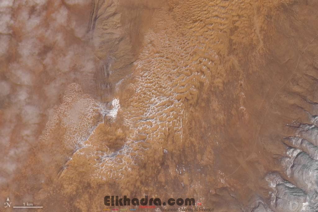 PHOTOS :La NASA publie des images du Sahara algérien enneigé 3
