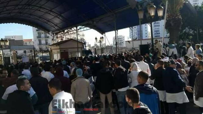 Plusieurs blessés dans des accrochages entre médecins résidents et policiers à Alger 2