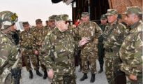 Gaïd Salah appelle à une «surveillance rigoureuse» des frontières 23 Gaïd Salah appelle à une «surveillance rigoureuse» des frontières 23