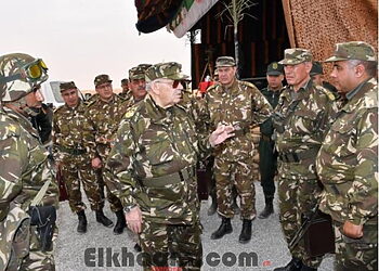 Gaïd Salah appelle à une «surveillance rigoureuse» des frontières 9 Gaïd Salah appelle à une «surveillance rigoureuse» des frontières 9