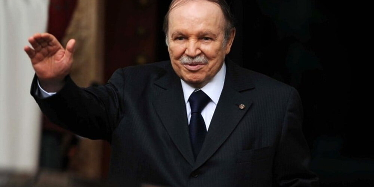 Bouteflika autorise la création de 11 zones industrielles sur des terres agricoles 1