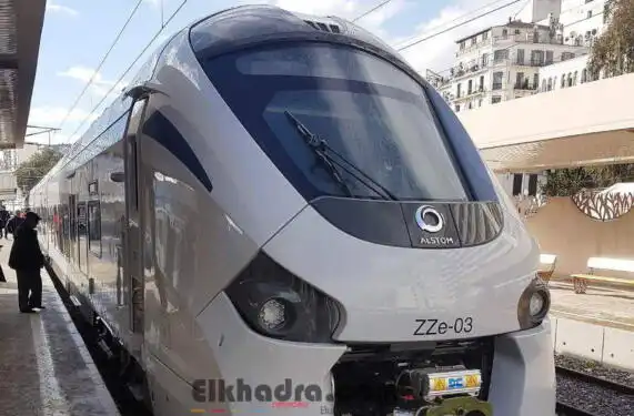 Alger-Oran sur le Coradia : le public découvre la nouvelle qualité de service