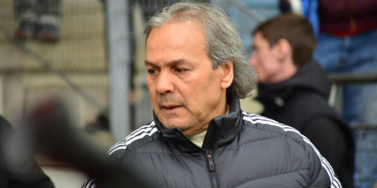 La FAF s’attend à une «démission» de Madjer 1