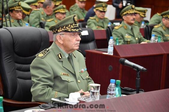 Gaïd Salah en visite de travail en 2ème région militaire à Oran à partir de lundi 2