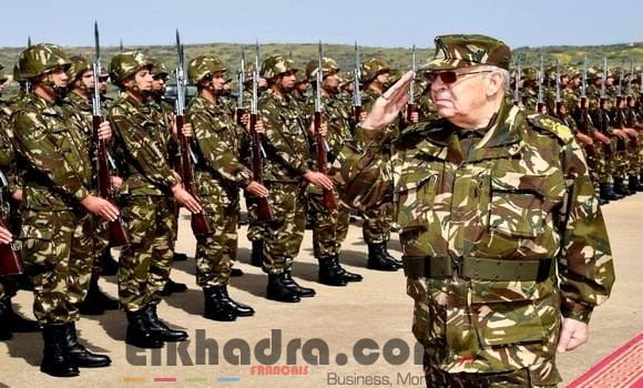 Ahmed Gaïd Salah en visite de travail à la 4e Région Militaire à Ouargla à partir de samedi 2
