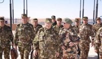 Gaïd Salah en visite de travail à la 6ème Région militaire à Tamanrasset ce dimanche 11 Gaïd Salah en visite de travail à la 6ème Région militaire à Tamanrasset ce dimanche 11