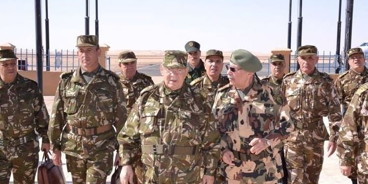 Gaïd Salah en visite de travail à la 6ème Région militaire à Tamanrasset ce dimanche 1