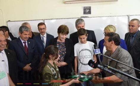 Benghabrit donne le coup d'envoi des épreuves du BEM depuis Laghouat 1