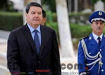 Décoré de la médaille d'excellence de la police portugaise, Abdelghani Hamel dédie sa médaille au président Bouteflika 3