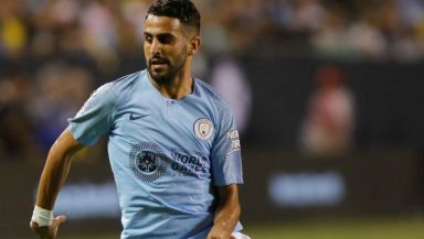 Riyad Mahrez dans le Top 5 des joueurs ayant provoqué le plus de penalties 72 Riyad Mahrez dans le Top 5 des joueurs ayant provoqué le plus de penalties 50