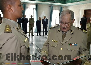 ANP: Gaïd Salah préside une cérémonie de remise de grades et de médailles 20