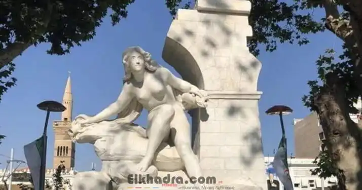 Après 7 mois d’absence, la statue de Ain El Fouara est enfin de retour