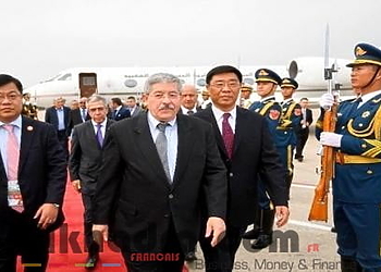 Ouyahia à Pékin pour prendre part au troisième Sommet du Forum de coopération Sino-Africain 12