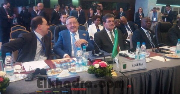 ALGER :L'Opep et la Russie renoncent à augmenter la production de pétrole 1
