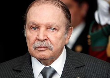 Bouteflika félicite ses homologues palestinien et soudanais 12