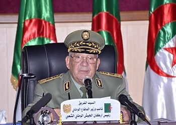 Gaïd Salah préside mardi à Alger un colloque historique 14