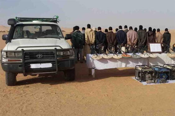 مئات الأفارقة “يغزون” جانت لنهب الذهب