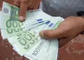 اسعار العملات الاجنبية في الجزائر سعر اليورو اليوم في الجزائر سعر الدولار الأمريكي 14 جوان 2025 15