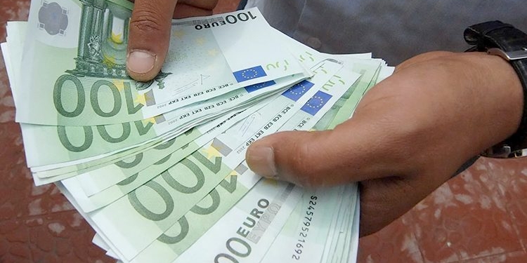 سعر اليورو اليوم في الجزائر سعر الدولار الأمريكي 15سبتمبر 2024 1