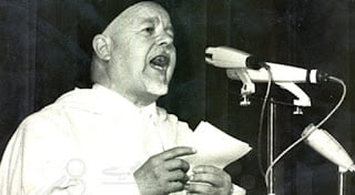 التعريف بالكاتب و الشاعر احمد سحنون 1