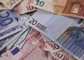 الجزائر - سعر اليورو اليوم سعر الدولار الأمريكي 15 نوفمبر2023 13