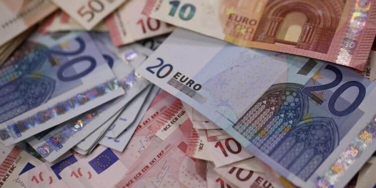 الجزائر - سعر اليورو اليوم سعر الدولار الأمريكي 15 نوفمبر2023 1