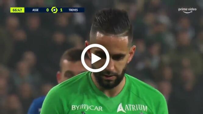 But de Ryad Boudebouz vs Troyes