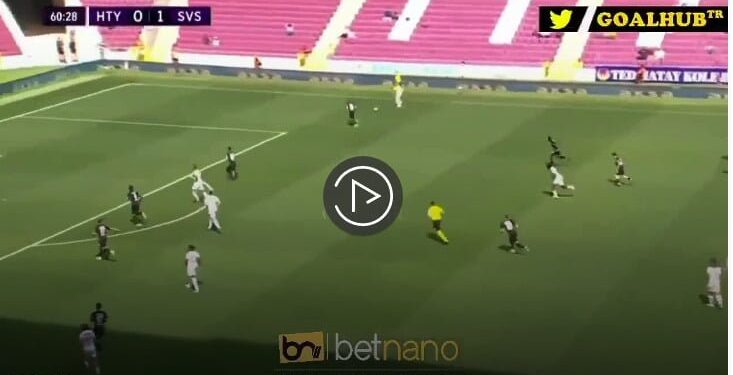 le but exceptionnel de Yassine Benzia contre Sivaspor (vidéo) 1