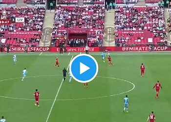 QUEL TRAVAIL DE RIYAD MAHREZ SUR LE BUT DE CITY vidéo 15