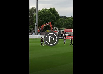 vidéo: Saïd Benrahma a inscrit un joli but sur coup-franc en amical face à Ipswich Town 4