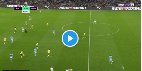 Quelques minutes après son entrée en jeu, la passe décisive de Riyad Mahrez pour Alvarez