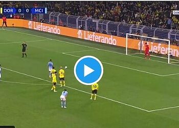 video : Le penalty raté par Riyad Mahrez 18