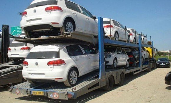 وزير الصناعة أسعار السيارات المستوردة ستكون « معقولة » وستخضع للعرض والطلب