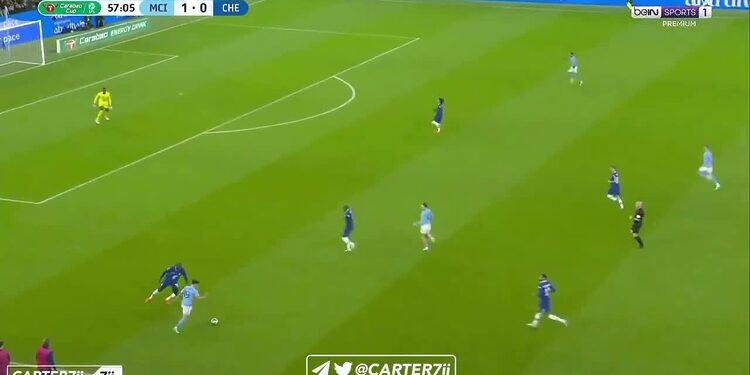 L'excellent contrôle de Riyad Mahrez à l'origine du but de Julian Alvarez ! 1