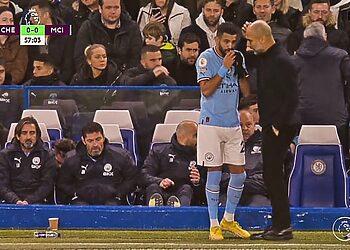 Le but de Riyad Mahrez qui lance les Citizens vs Chelsea vidéo 6