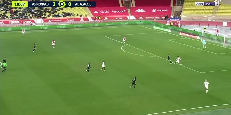 Le but de Youcef Belaili face à l’AS Monaco ! 1