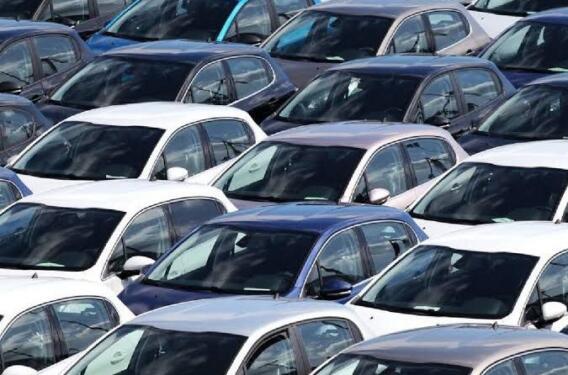 رسميا .. تفاصيل عملية جمركة السيارات المستوردة الأقل من ثلاث سنوات في الجزائر