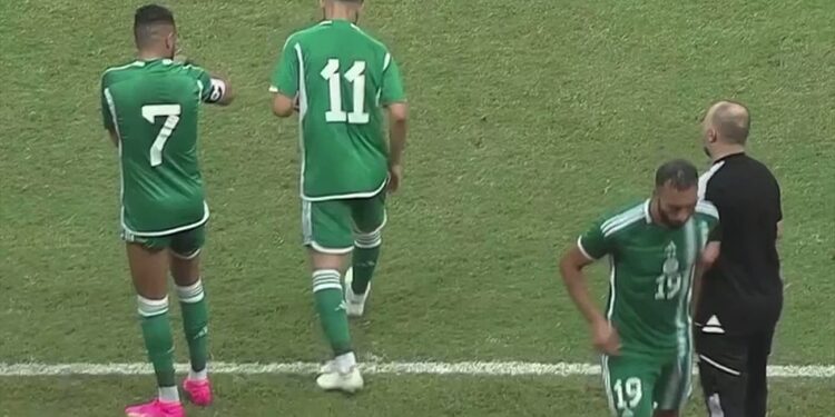 Ouganda - Algérie (1-2): les Verts enchaînent et rassurent 1 Ouganda - Algérie (1-2): les Verts enchaînent et rassurent 1