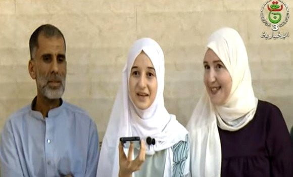 بكالوريا 2023 : رعاية الأساتذة و دعم الوالدين سر تفوق هلال فاطمة الزهراء