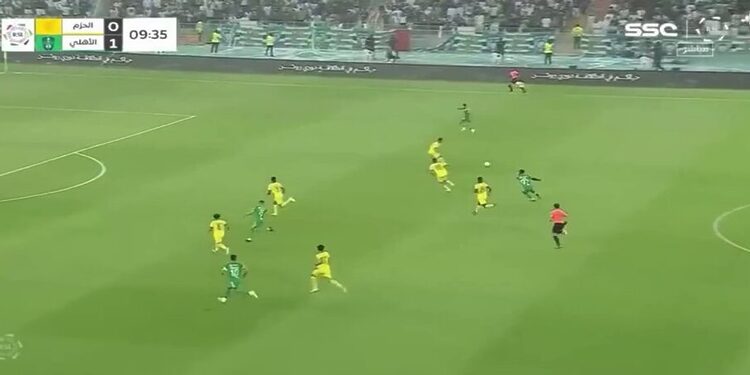 Video : première passe décisive de Riyad Mahrez avec Al Ahli 1