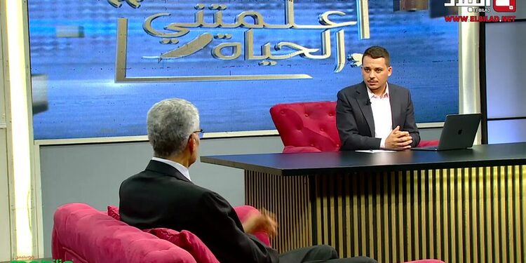 شاهد فخر العرب الحقيقي .. العالم بشير حليمي معرب الكمبيوتر يكشف سر هذا الانجاز وكم قيمة المبلغ الذي قدمته شركة ميكروسوفت لشراء خوارزميته 1