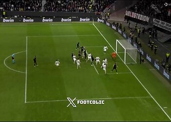 fares chaibi passe décisive vs saint geloise Vidéo 1