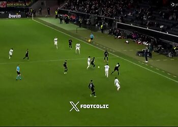 passe décisive Mohamed amoura vs frankfurt 20