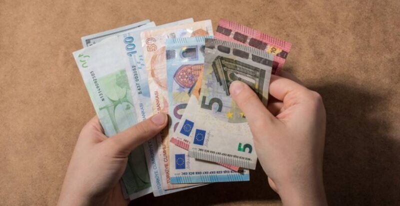 سعر اليورو اليوم في الجزائر سعر الدولار الأمريكي 07 سبتمبر 2024