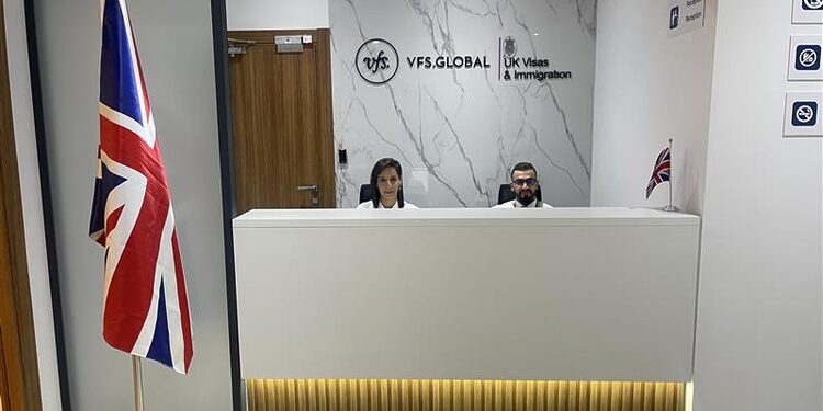 Les services de visas pour le Royaume-Uni sont désormais disponibles en Algérie avec VFS Global 1