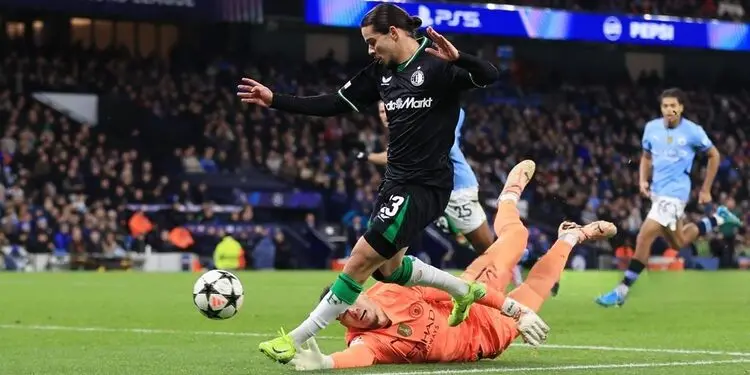 BUT D’ANIS HADJ MOUSSA CONTRE MANCHESTER CITY 1