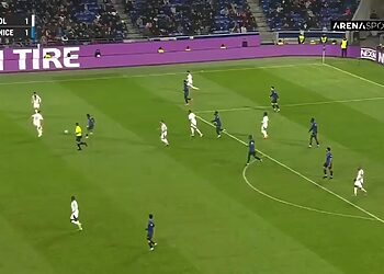 La sublime passe décisive de Saïd Benrahma pour Lacazette en vidéo 3