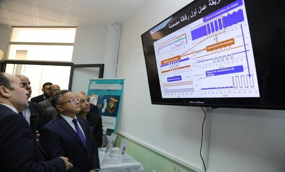 Enseignement supérieur: conception d'une première puce électronique par des chercheurs algériens 1